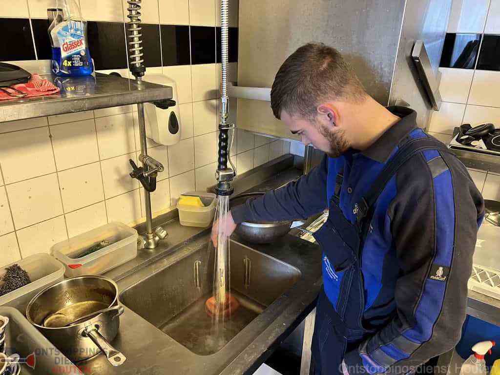 Gootsteen Ontstoppen Houten Gootsteen Ontstoppen Houten